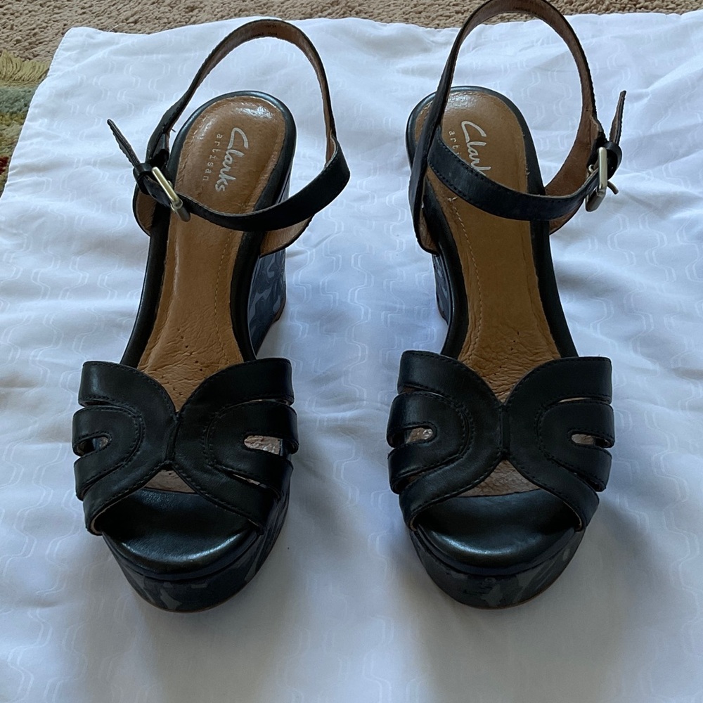 Clarks Women's Black Platform Sandals